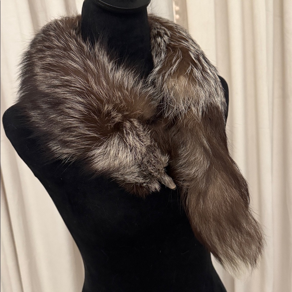 Elegant Brown Faux Fur Scarf - Picture 5 of 8